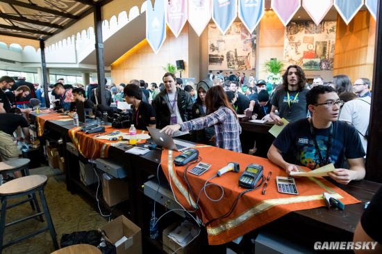 姿态永恩独木难支 小伞泽丽终极电光四杀收尾 Cat队1-0姿态队